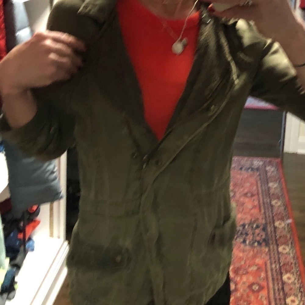 Women’s light weight utility jacket - Picture 10 of 10